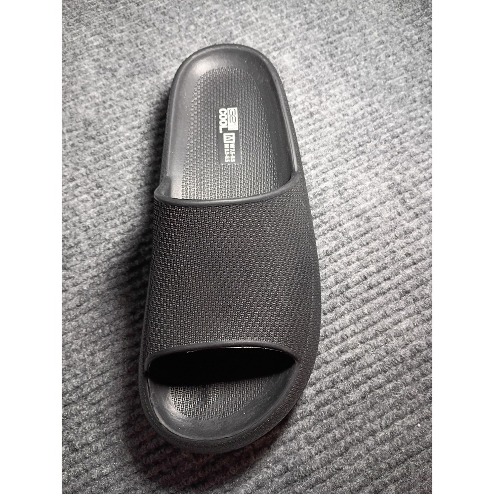 32 Degrees Cool Unisex Slides Women's 7.5-8.5 Men's 5.5-6.5 Left Sandal Only